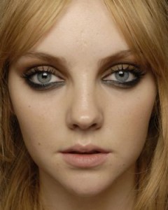 smokey eyes